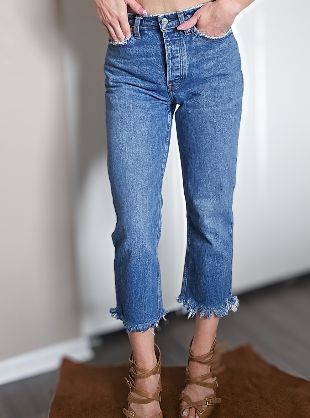 Abercrombie & Fitch High Rise Dad Jeans Frayed Hem Cropped 24 Summer Denim